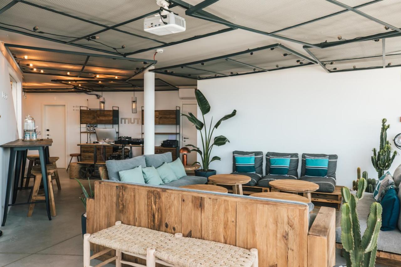 Mute Hostel ปอร์โตโกโว ภายนอก รูปภาพ