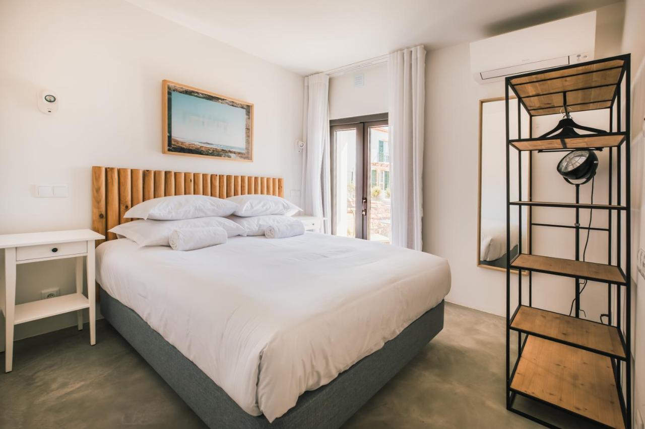 Mute Hostel ปอร์โตโกโว ภายนอก รูปภาพ